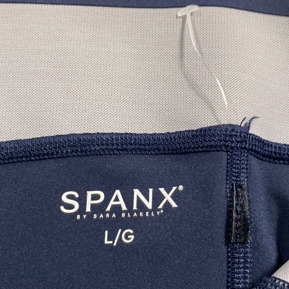 Spanx Seamless Slit Hem Ankle Leggings Navy Large - Picture 8 of 8